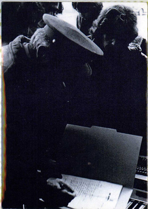 Ángel Galcerà y un agente de Aduanas en Andorra ' 76