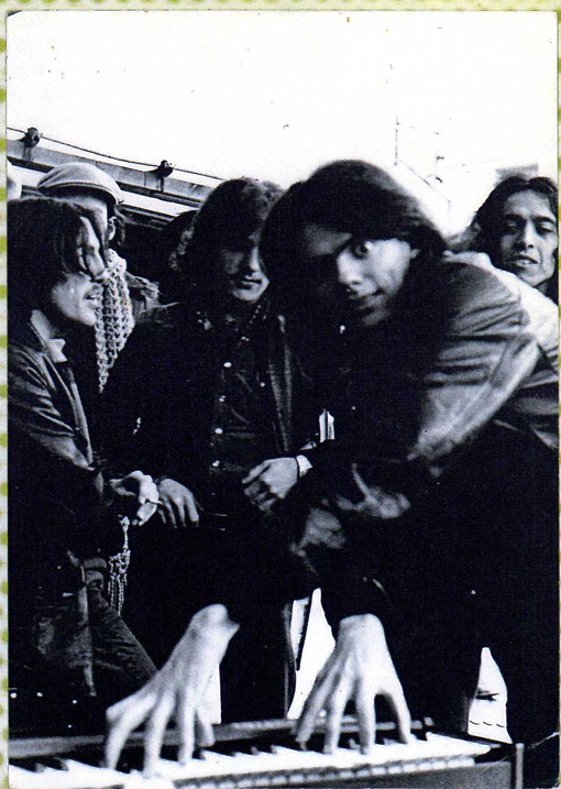 Aduana de Andorra. Un rodie, Ángel, Jordi y Manolo ' 76