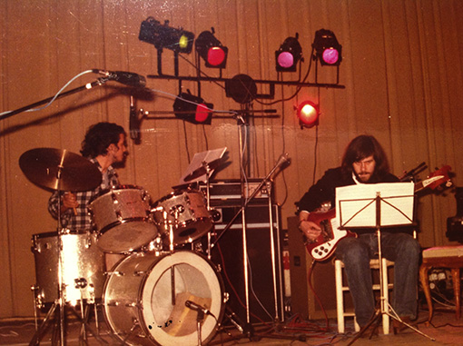 Manolo Torres y Pepe Rodriguez en una actuación La Salle (años 80)