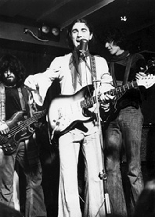 Pau Riba, Enric Borau a la guitarra i Joan Masaveu al baix